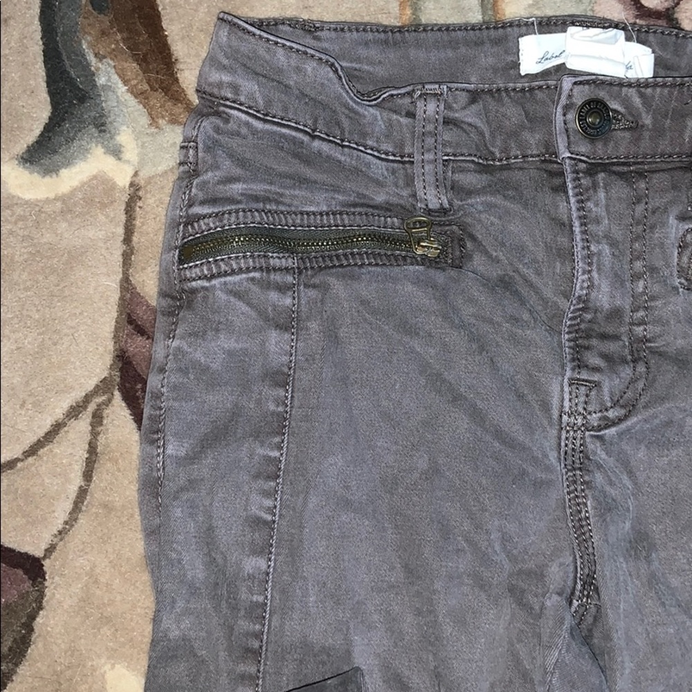 Army green pants! - Picture 4 of 5